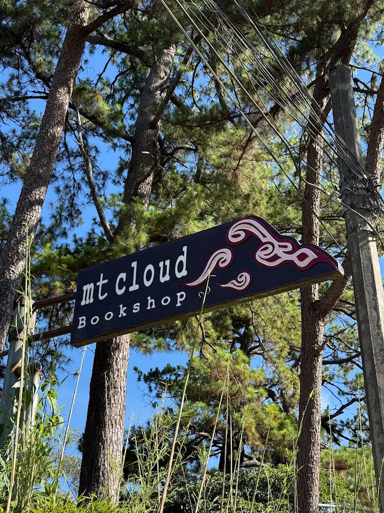 Mt. Cloud Bookshop